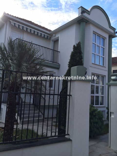 Luksuzna kuca, Gorica C