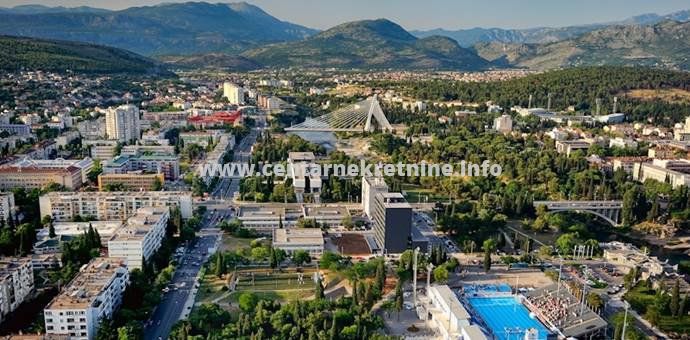 Trosoban stan Preko Morace