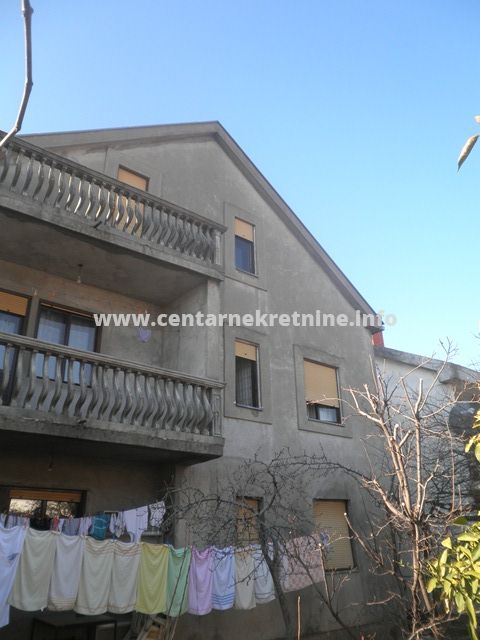 Kuca na Starom aerodromu