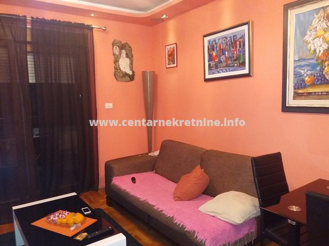 Jednosoban stan, kod Delte