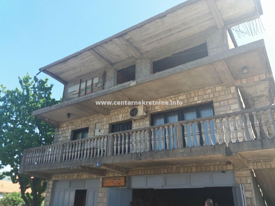 Poslovno stambeni objekat, Zagoric