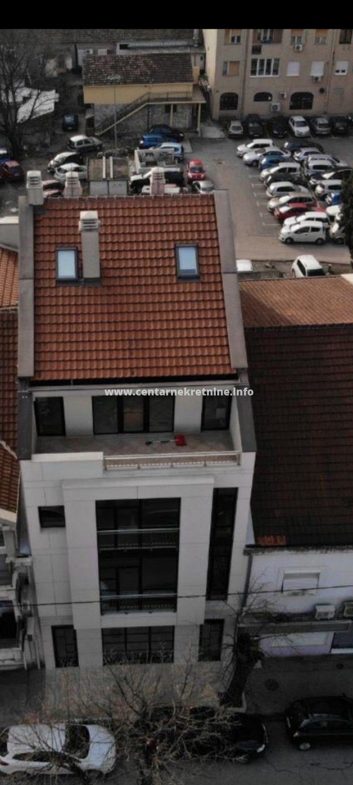 Poslovni objekat u Centru