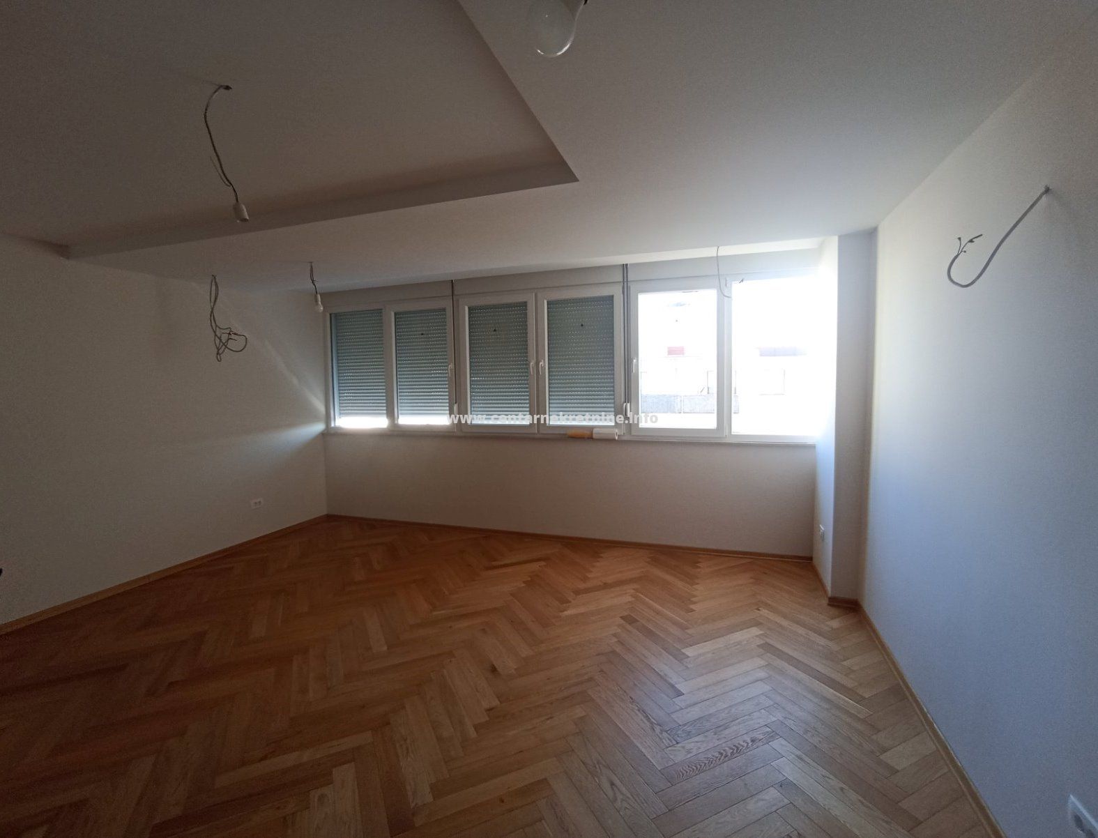 Dvosoban stan Preko Morace