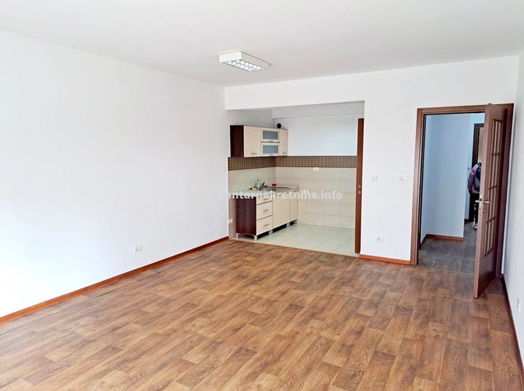 Trosoban stan City kvart